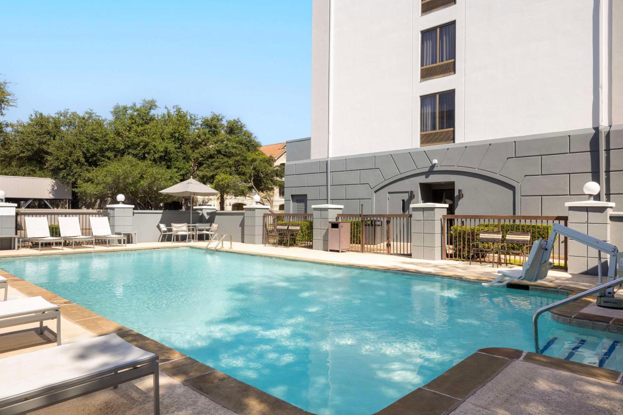 Hyatt Place Dallas North By The Galleria Addison Exteriér fotografie